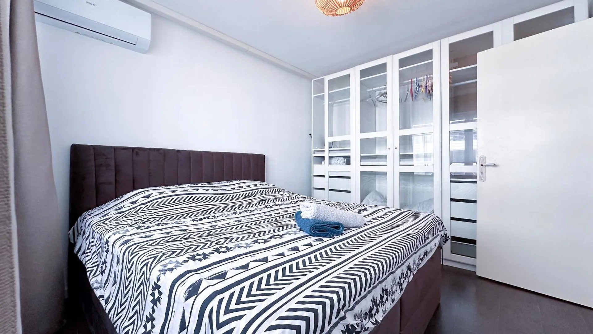 Apartment Poincare 4 - Lumineux, Renove, Central Et Calme A Juan Les Pins Antibes